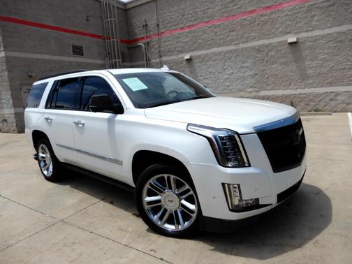 2017 Cadillac Escalade Platinum