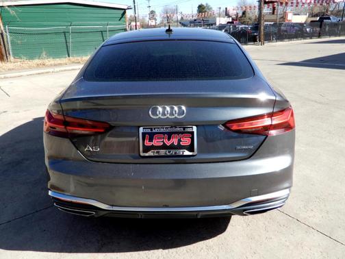 2022 Audi A5 45 S line quattro Premium