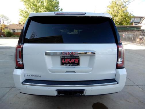 2017 GMC Yukon Denali
