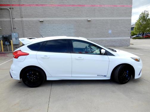 2017 Ford Focus RS Base