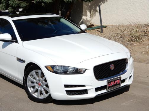 2019 Jaguar XE 25t