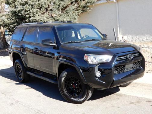 2022 Toyota 4Runner SR5