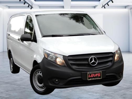 2020 Mercedes-Benz Metris Base