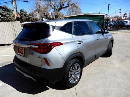 2023 Kia Seltos LX