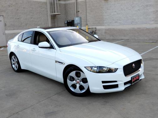 2018 Jaguar XE 25t