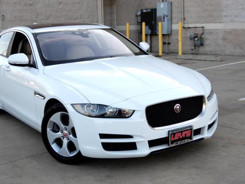 2018 Jaguar XE 25t