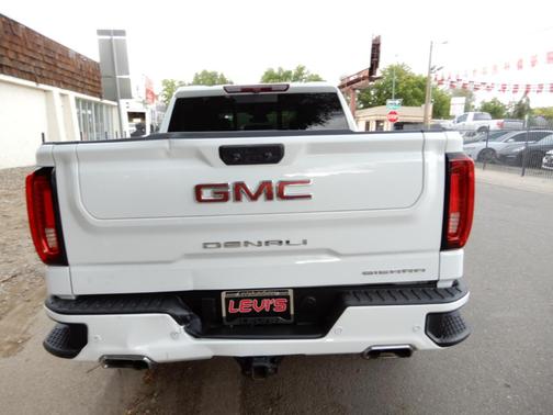 2022 GMC Sierra 1500 Denali