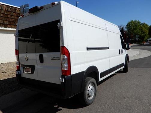 White 2023 RAM ProMaster 2500 High Roof