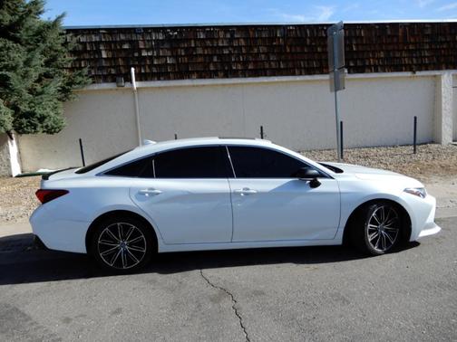 2019 Toyota Avalon XSE