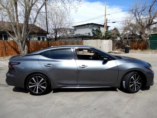 2021 Nissan Maxima SV
