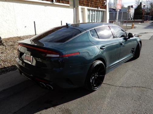 2022 Kia Stinger GT-Line
