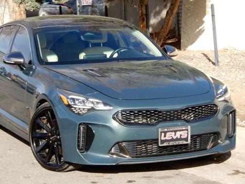 2022 Kia Stinger GT-Line