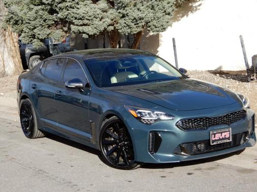 2022 Kia Stinger GT-Line