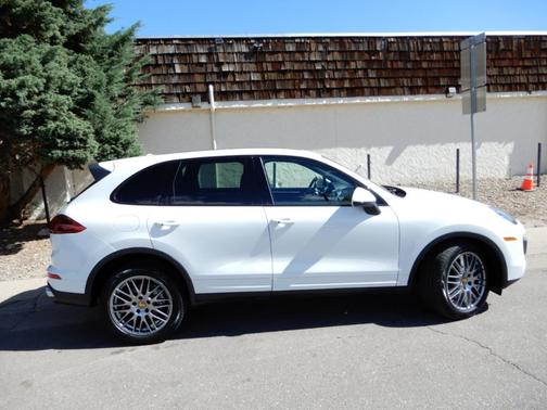 2018 Porsche Cayenne S