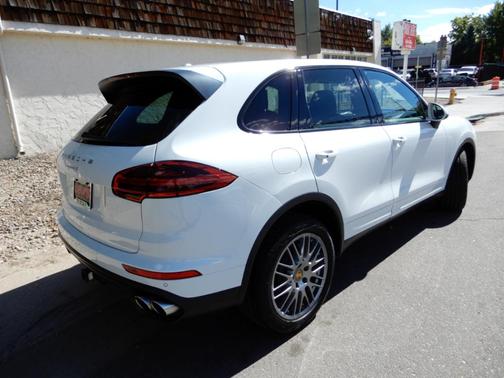 2018 Porsche Cayenne S