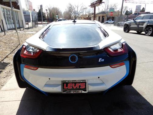 2016 BMW i8 Base