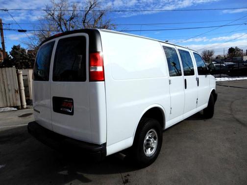2022 Chevrolet Express 2500 Work Van