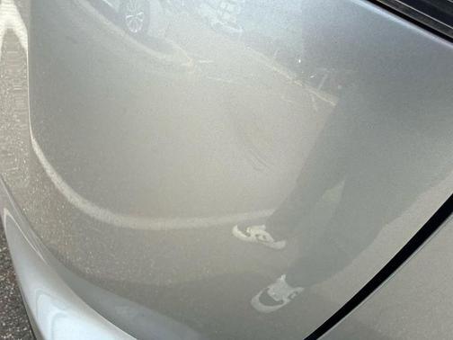 Silver Sky Metallic 2018 Toyota RAV4 LE
