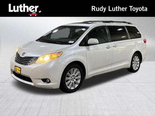 2015 Toyota Sienna XLE
