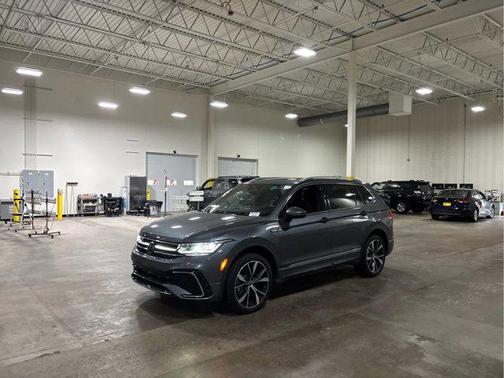 2022 Volkswagen Tiguan 2.0T SEL R-Line 4MOTION
