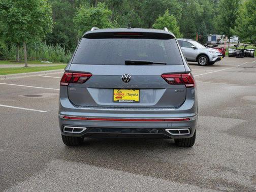 2022 Volkswagen Tiguan 2.0T SEL R-Line 4MOTION