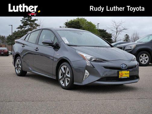 2017 Toyota Prius Four Touring
