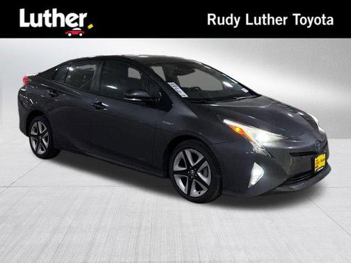 2017 Toyota Prius Four Touring