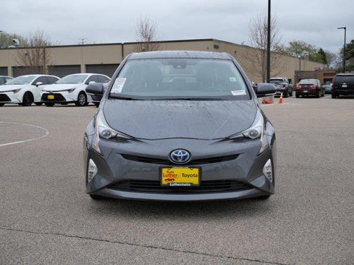 2017 Toyota Prius Four Touring
