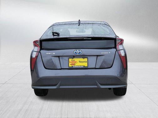 2017 Toyota Prius Four Touring