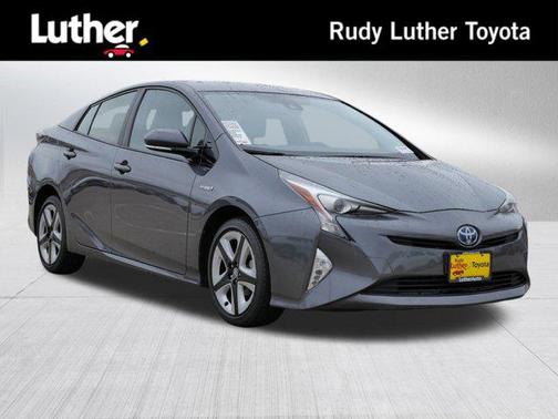 2017 Toyota Prius Four Touring