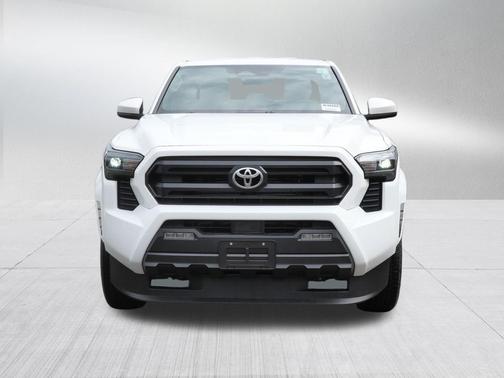 Ice Cap 2025 Toyota Tacoma SR5