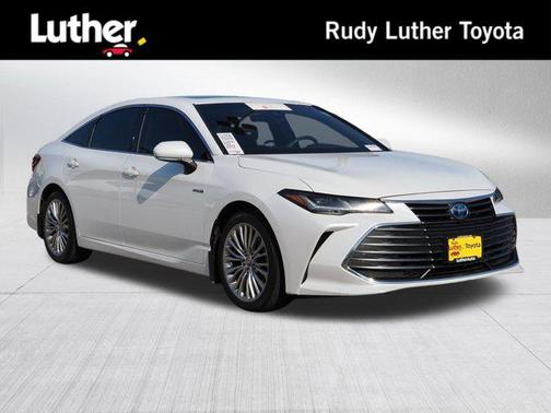 2020 Toyota Avalon Hybrid Limited