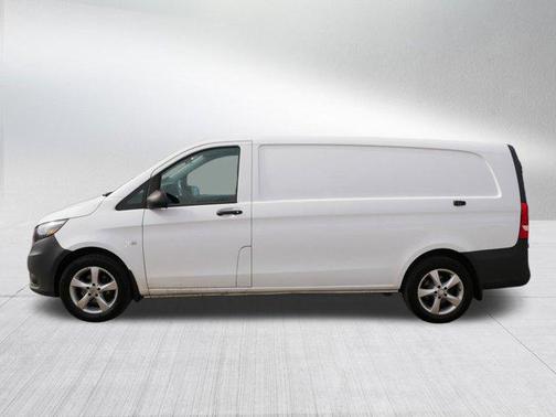 2018 Mercedes-Benz Metris Base