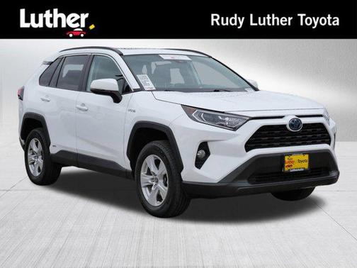 2021 Toyota RAV4 Hybrid XLE