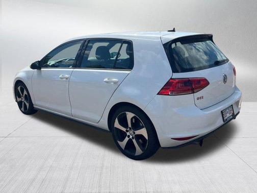 2016 Volkswagen Golf GTI 2.0T Autobahn w/Performance Package 4-Door