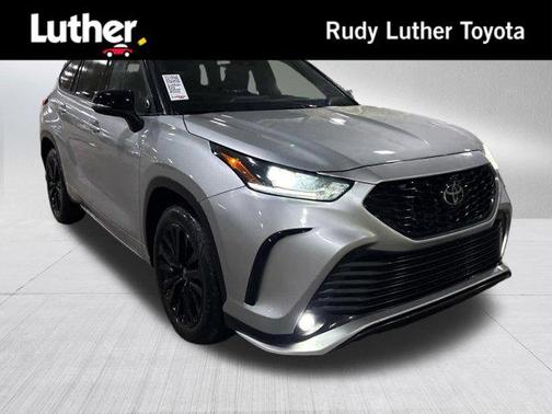 2025 Toyota Highlander XSE