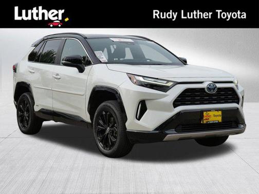2022 Toyota RAV4 Hybrid SE