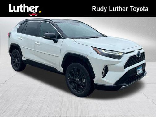 2022 Toyota RAV4 Hybrid SE