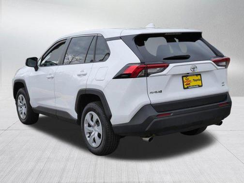 Ice Cap 2025 Toyota RAV4 LE