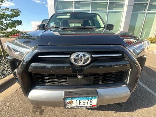 Midnight Black Metallic 2022 Toyota 4Runner TRD Off Road Premium
