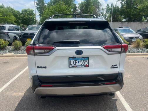 2024 Toyota RAV4 Hybrid SE