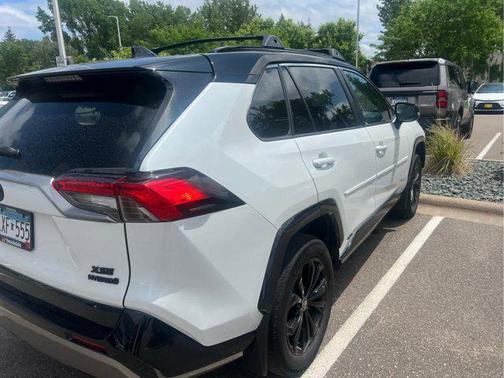 2024 Toyota RAV4 Hybrid SE