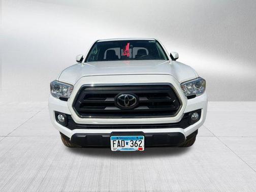 Super White 2020 Toyota Tacoma SR5