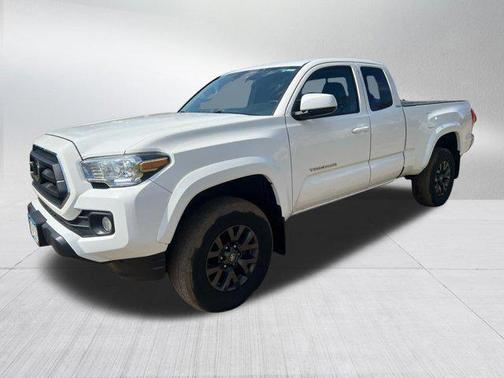 Super White 2020 Toyota Tacoma SR5