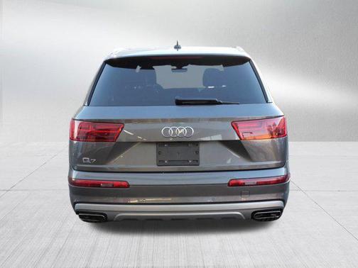 2019 Audi Q7 45 Premium Plus