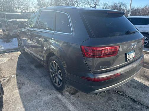 2019 Audi Q7 45 Premium Plus