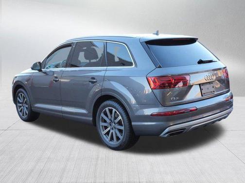 2019 Audi Q7 45 Premium Plus