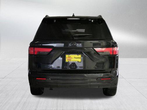 2024 Toyota Sequoia Platinum