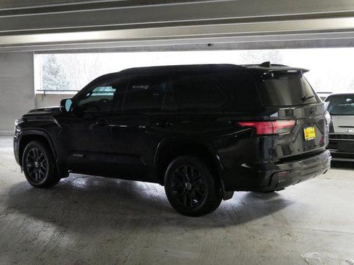 2024 Toyota Sequoia Platinum