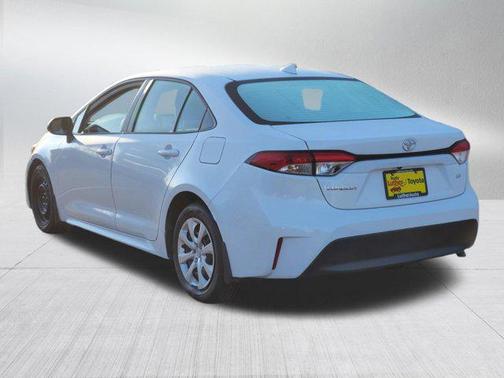 Wind Chill Pearl 2025 Toyota Corolla LE